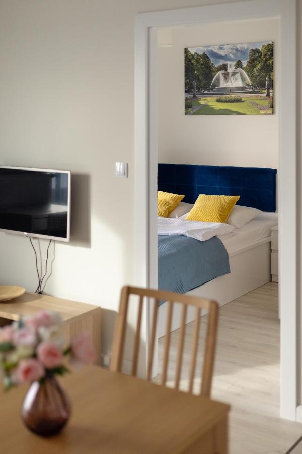 Wola Chic Blue Apartment Warsawa Bagian luar foto