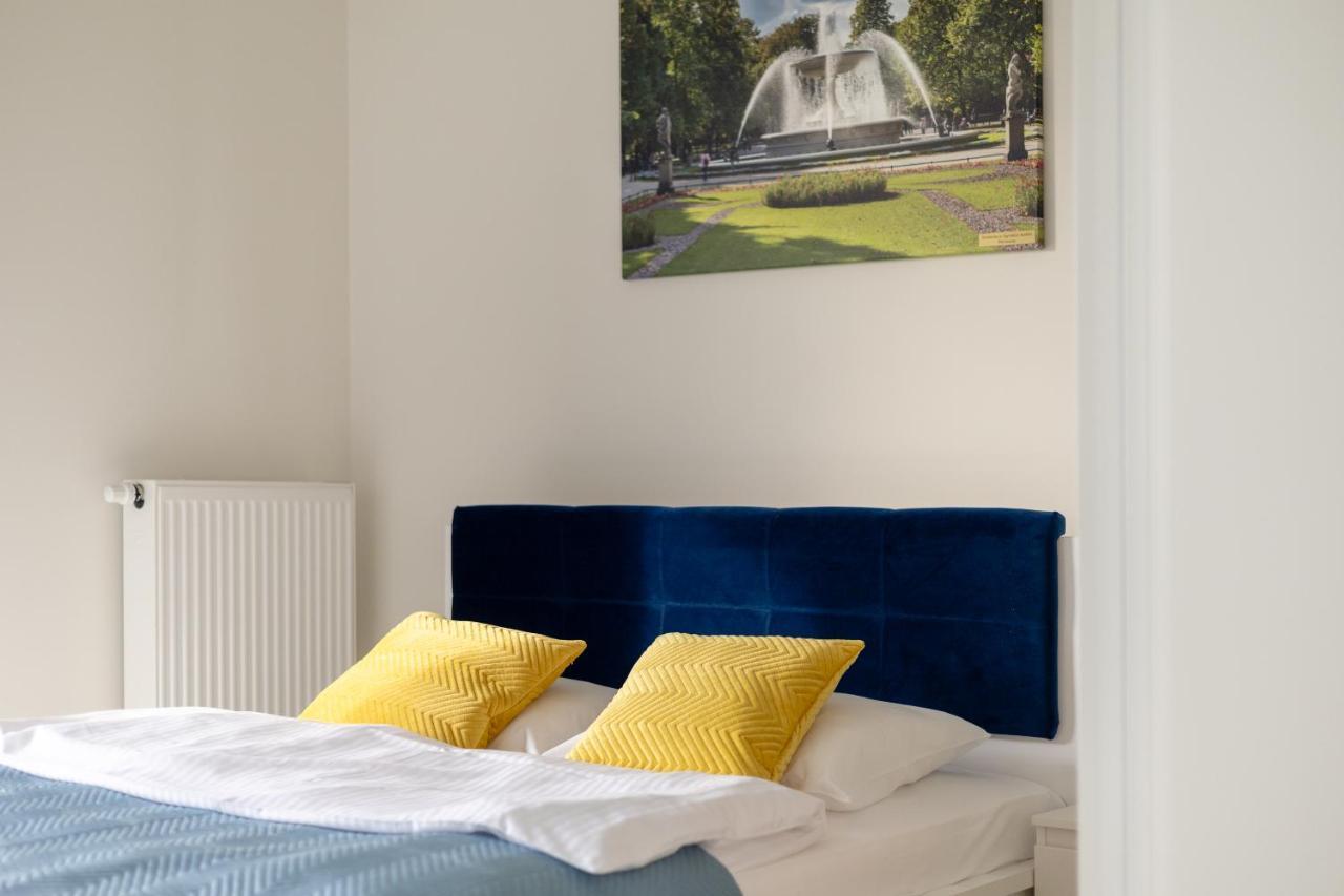 Wola Chic Blue Apartment Warsawa Bagian luar foto